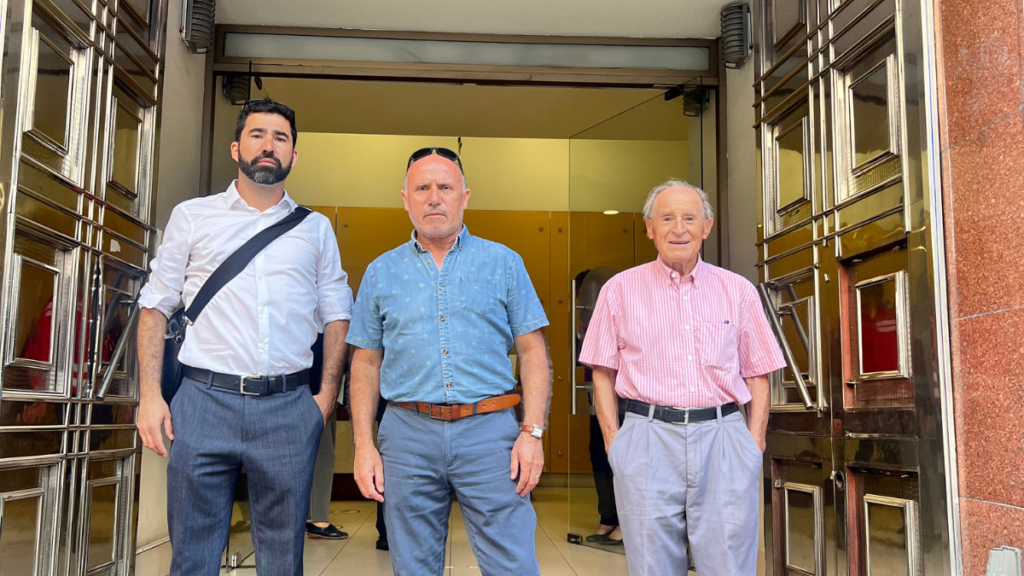 De izquierda a derecha: Víctor Zamudio, Ricardo Concha y César Tapia. 
